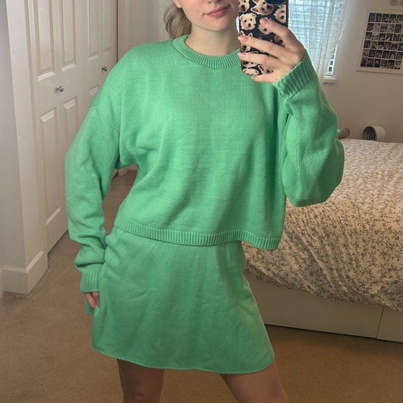 Green Knit two Piece - Picture 2 of 3
